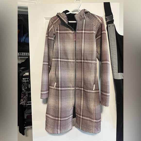 Lululemon apres yoga plaid fleece lined soft shell 6 - Picture 6 of 16